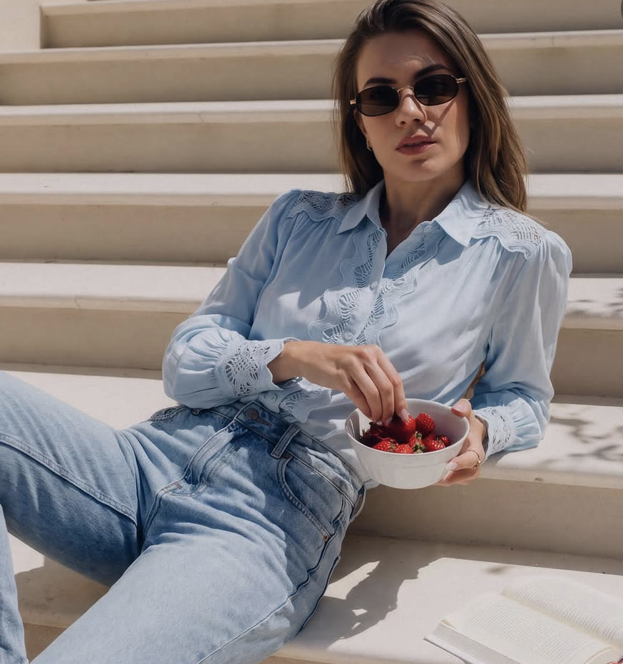 Camisa de renda azul